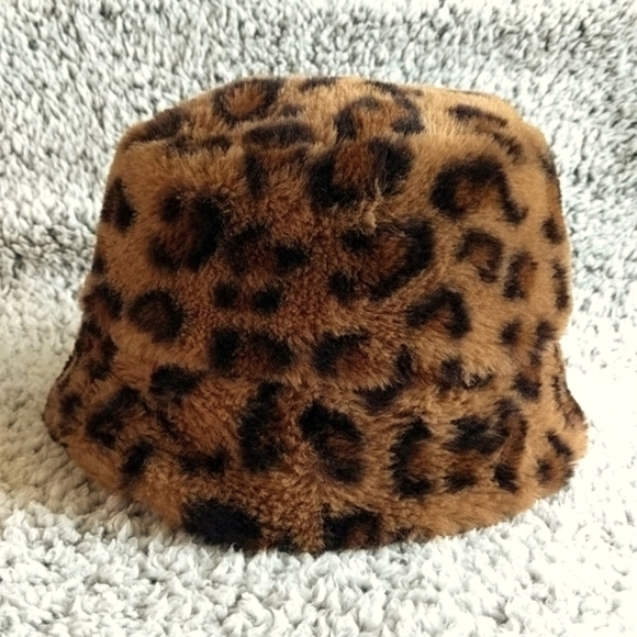 Urban Outfitters Accessories - Faux Cheetah Print Bucket Hat